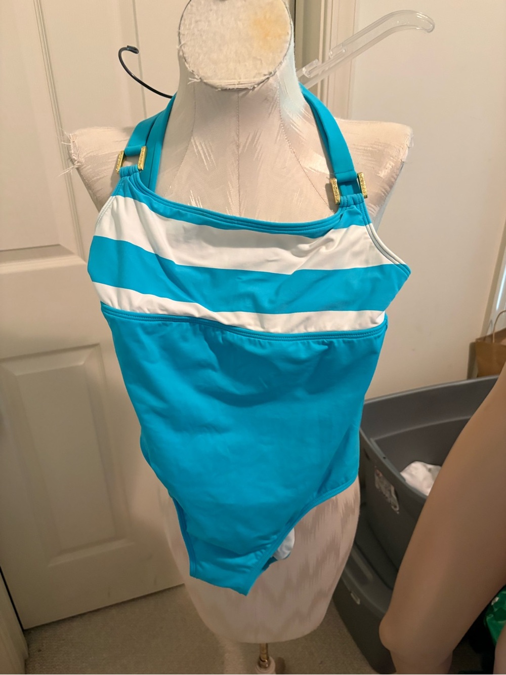 Lauren Ralph Lauren size 6 Turquoise & White Striped One-Piece Swimsuit cruise